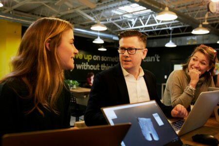 MarketWave: Sales & Marketing Power